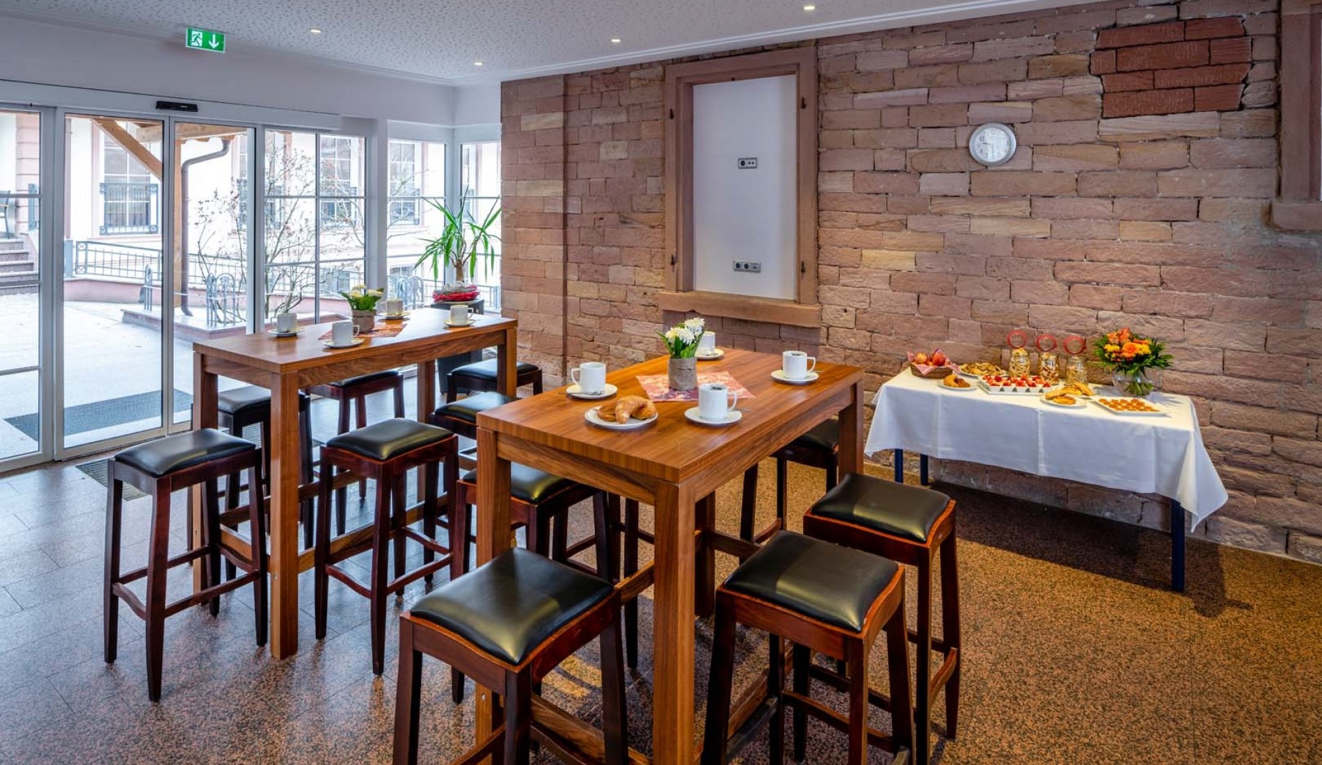 Tagung Tagungspause Cafeteria Snacks Tagungsraum Tagungshaus 1