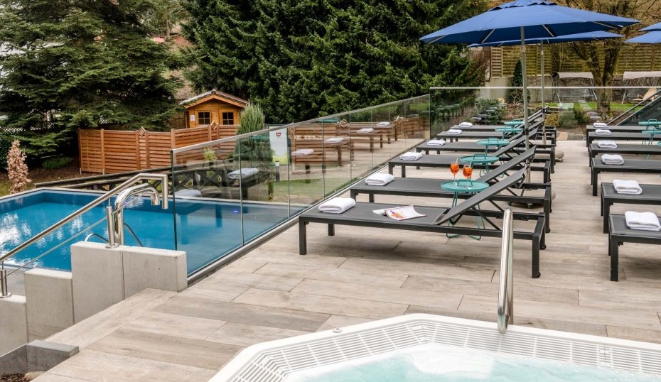 Whirlpool Wellnessgarten Sauna