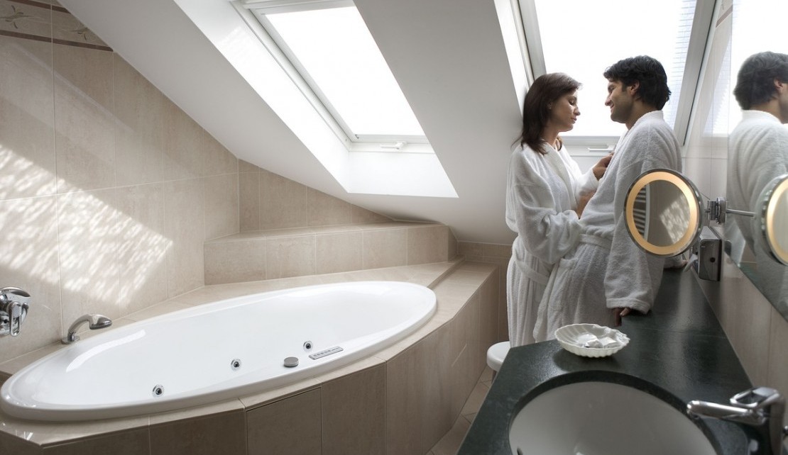 JuniorSuite Whirlpoolbadewanne1